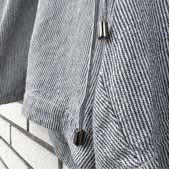 Style & Co. Railroad Stripe Blue White Linen Blend Casual Shorts Elastic Waist - Picture 5 of 11